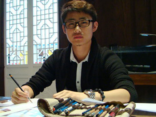 董超杰.jpg 董超杰.jpg